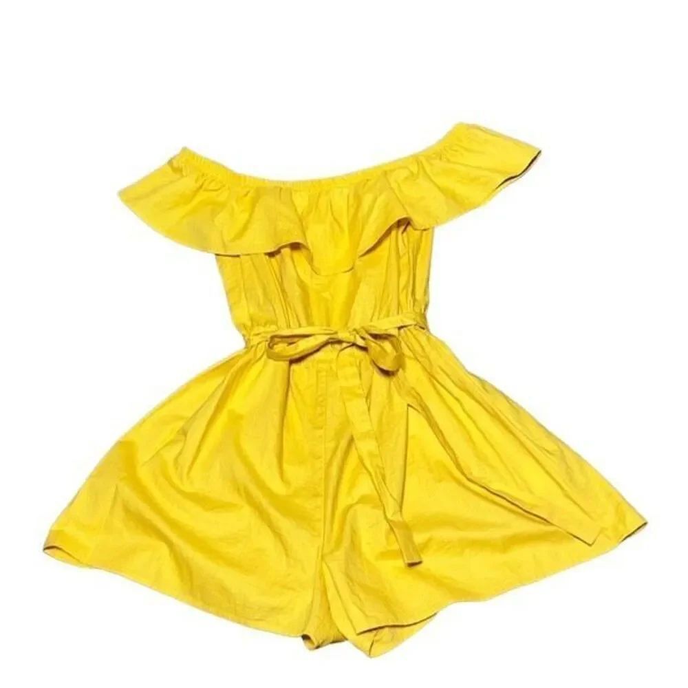 Express Bright Yellow Ruffled Cold Shoulder Romper Short Set Size Small